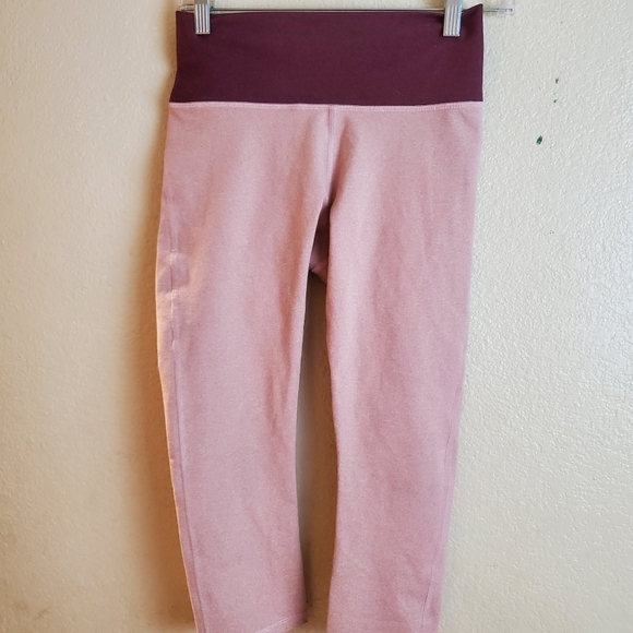 Fabletics Pink Crop Active Workout Leggings - Picture 1 of 5